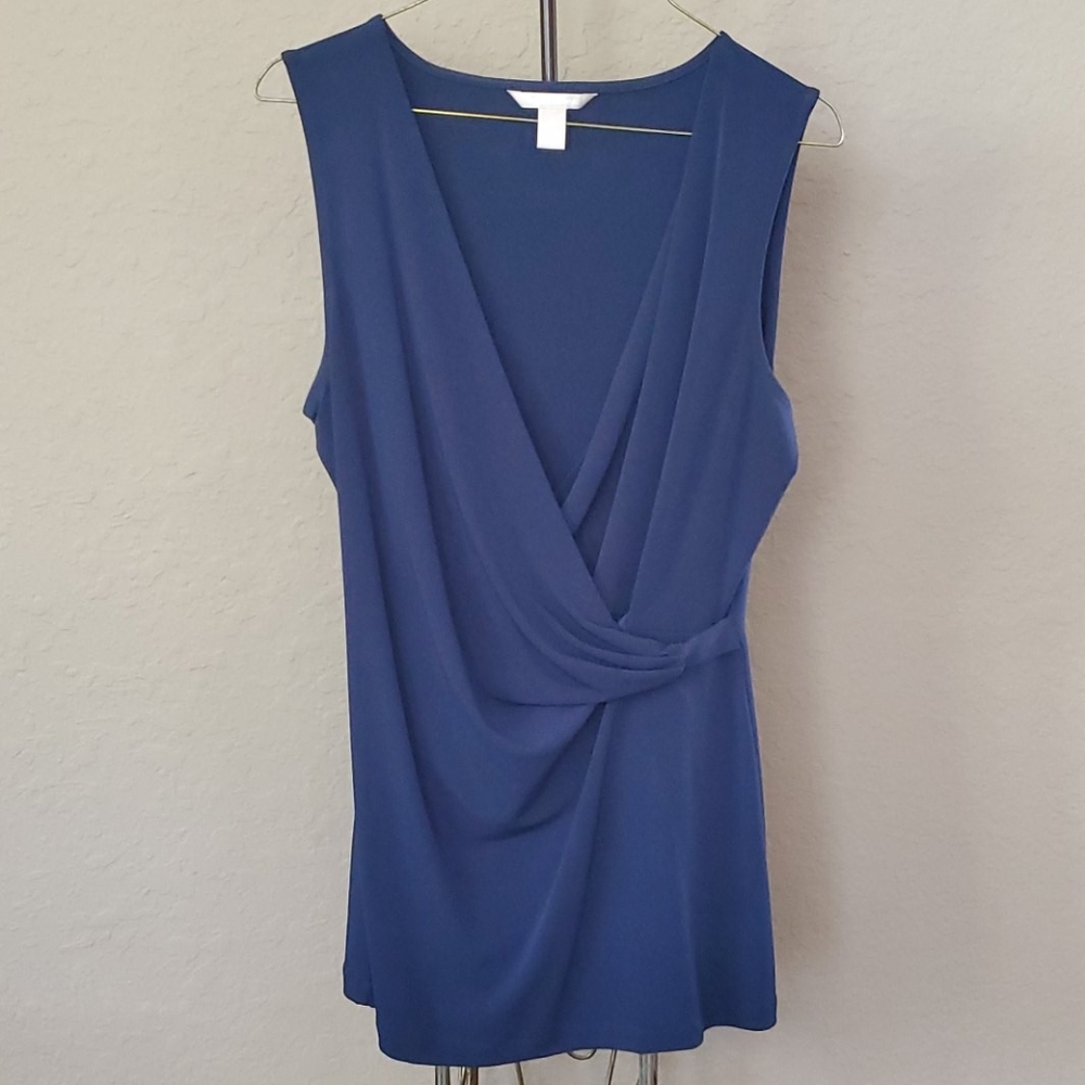 Banana Republic navy blouse